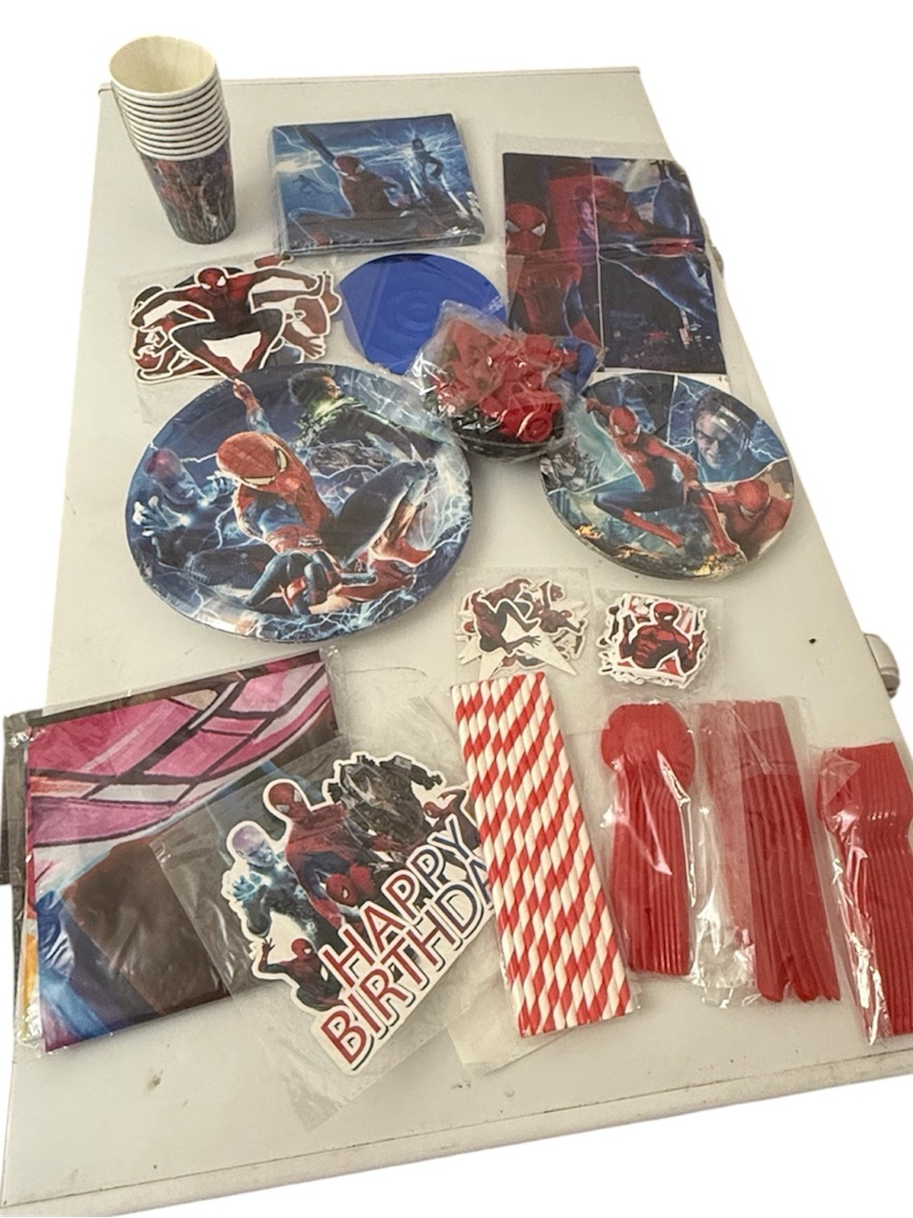 Spider-Man Party Supplies Set